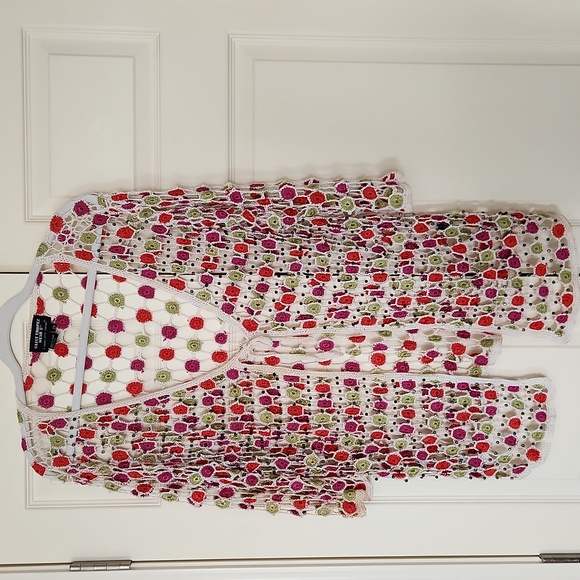 Saint Tropez Crochet Top/Cardigan - Picture 7 of 9